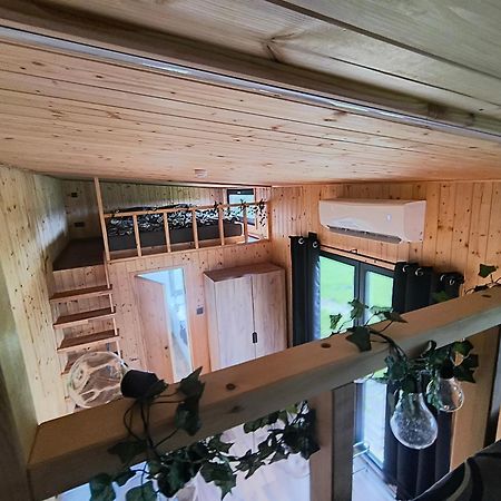 Tiny House Chvalcov Villa Dış mekan fotoğraf
