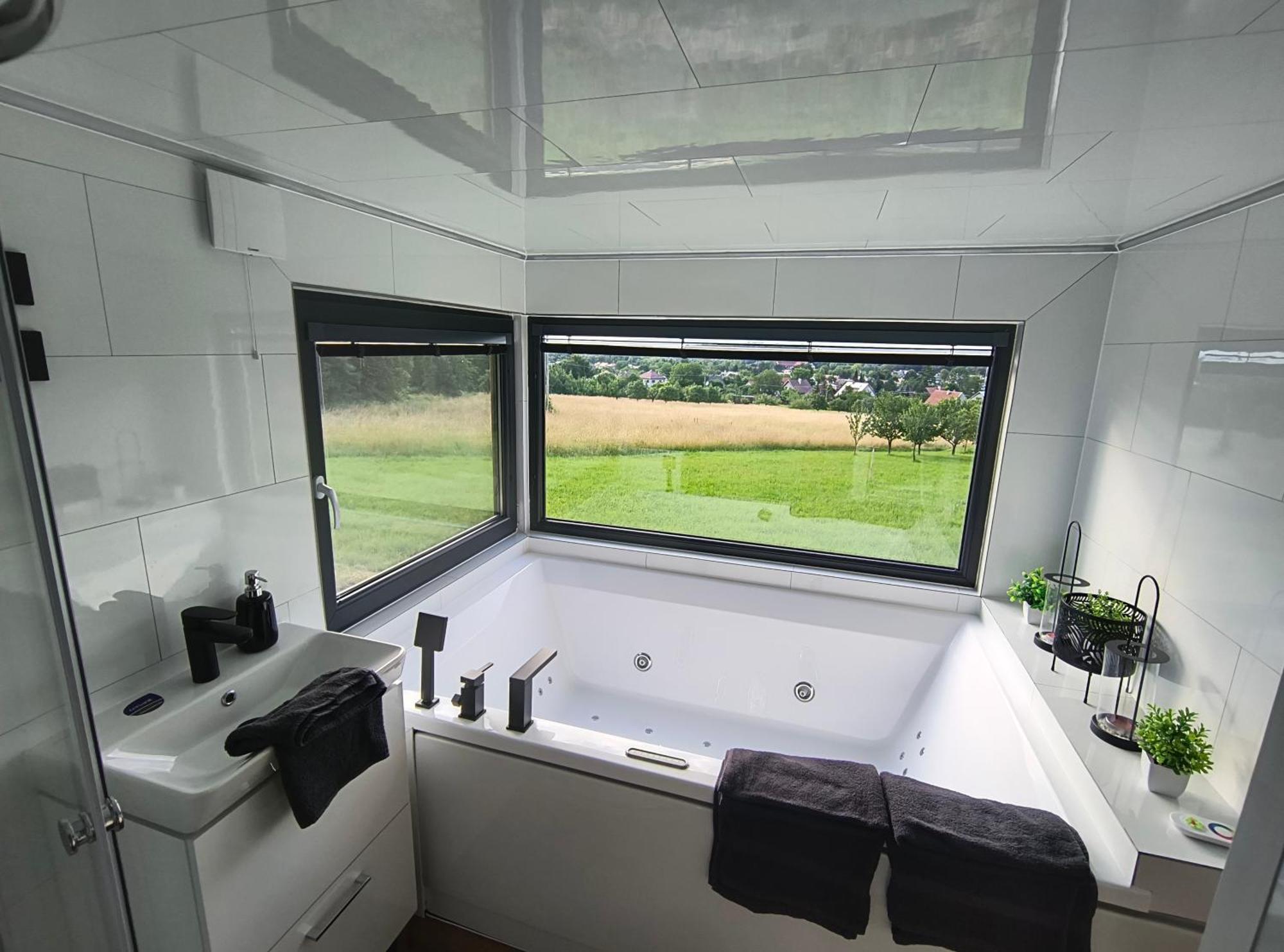 Tiny House Chvalcov Villa Dış mekan fotoğraf